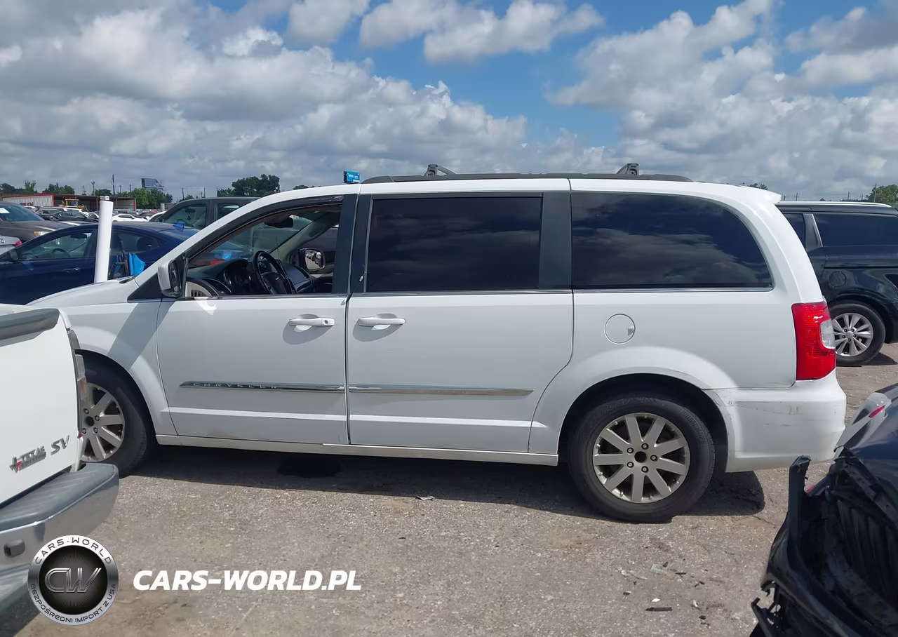 2016 Chrysler Town & Country Touring VIN:2C4RC1BG1GR206488 - 14