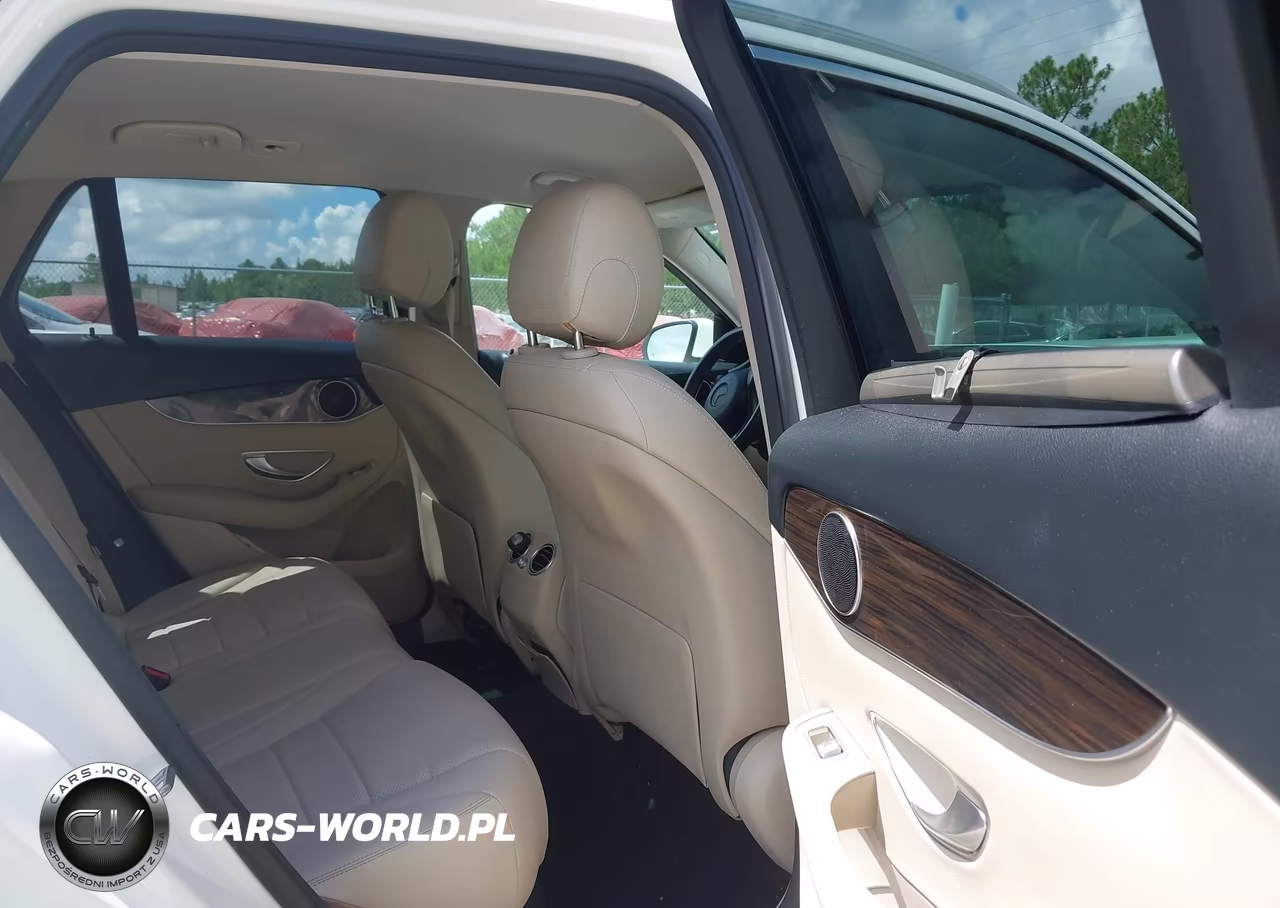 2016 Mercedes-Benz Glc 300 VIN:WDC0G4JB8GF100335 - 8