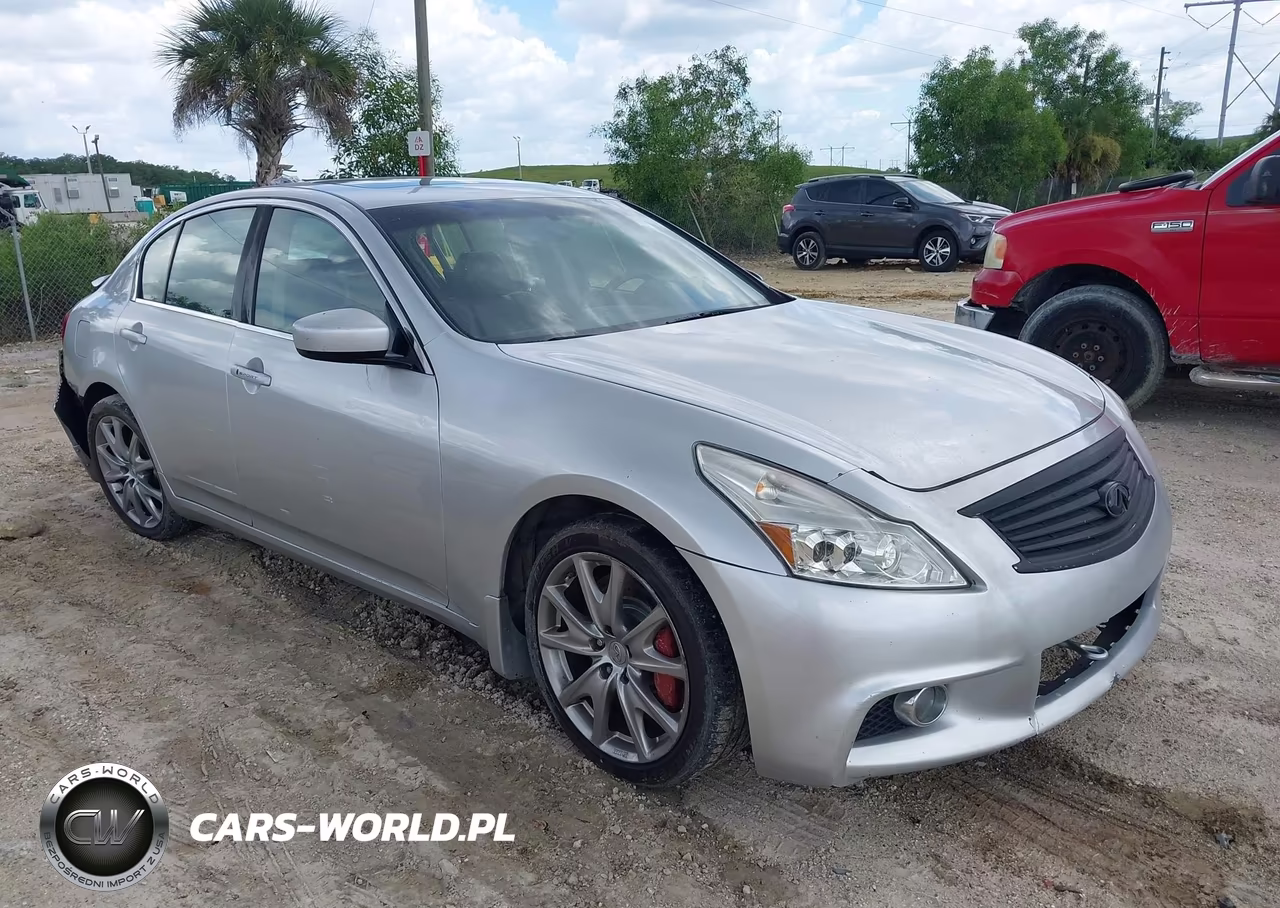 2011 Infiniti G37 Journey – zdjęcie 1 z 14