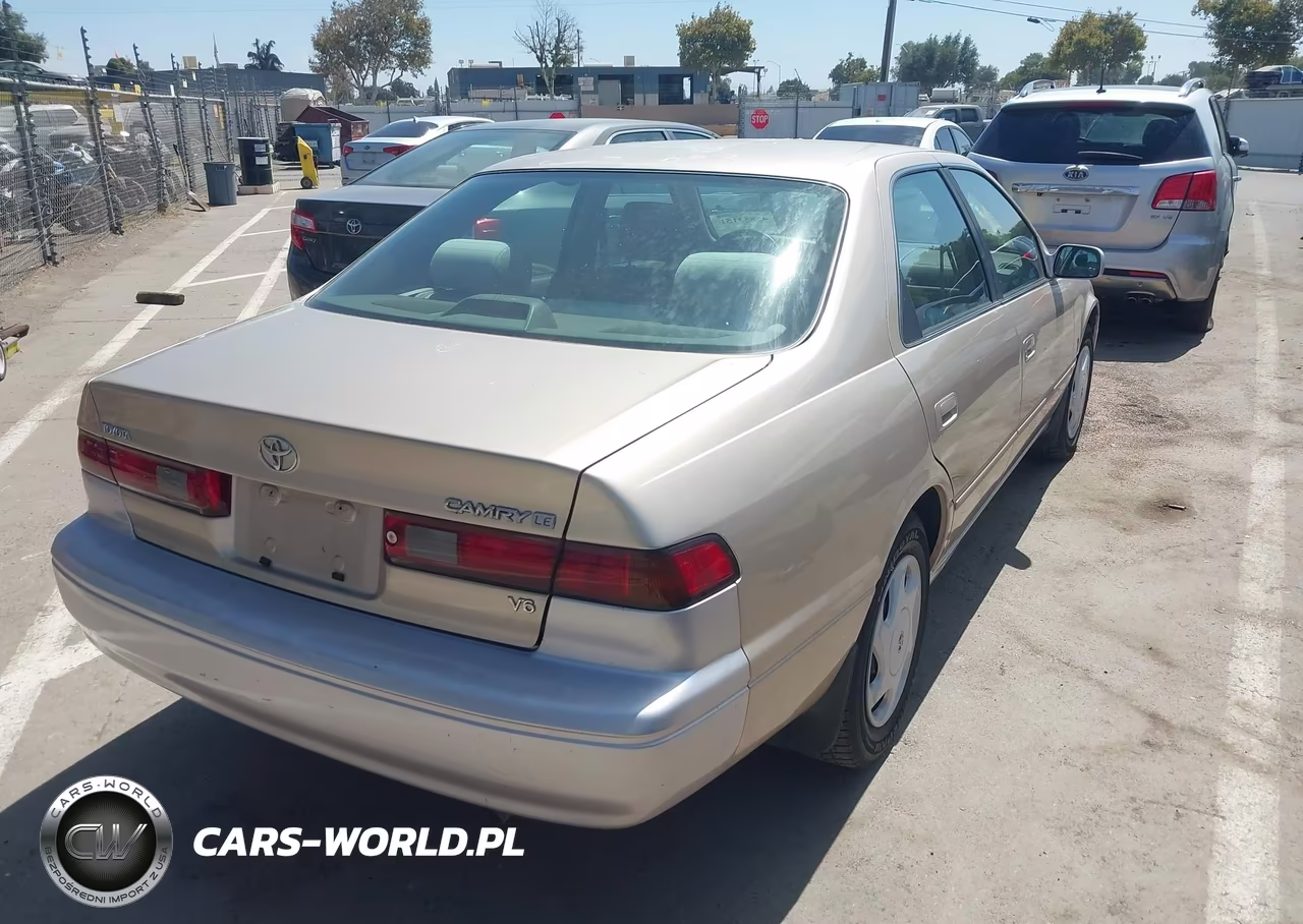 1998 Toyota Camry Le V6 VIN:JT2BF22KXW0100223 - 4