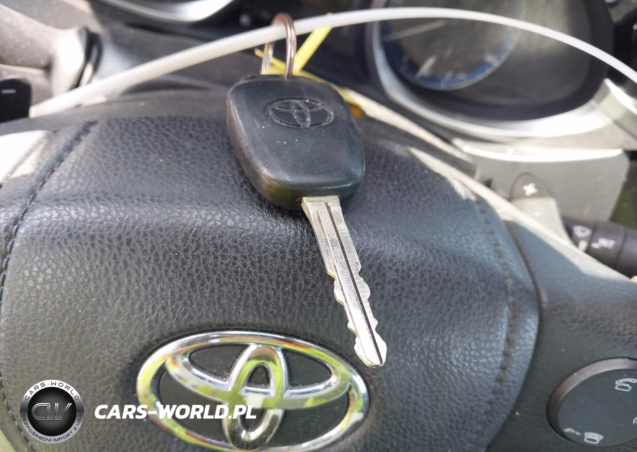 2016 Toyota Corolla S Plus VIN:2T1BURHE4GC498169 - 11