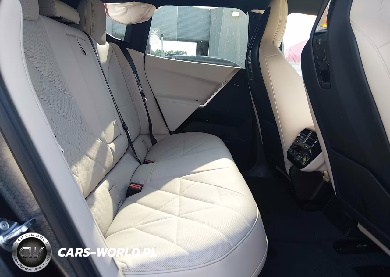 2026 BMW Ix xDrive45 VIN:WB543CF0XTCX23032 - 8