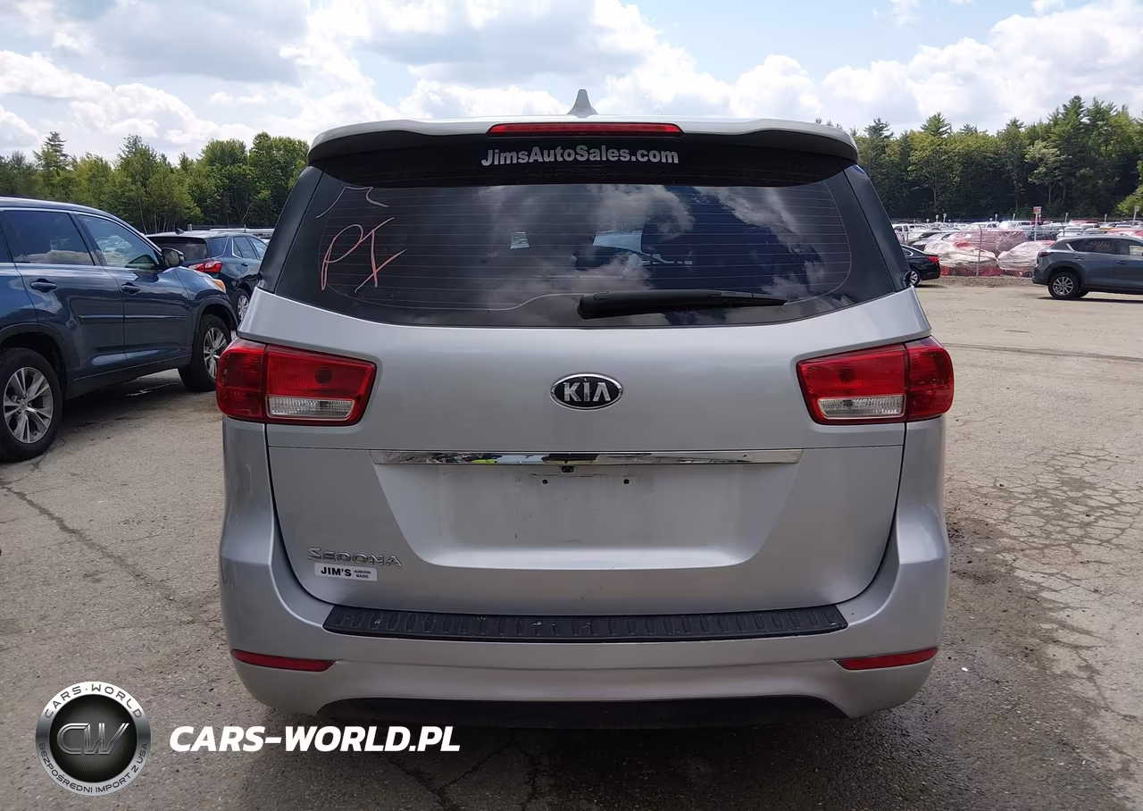 2018 Kia Sedona L VIN:KNDMA5C15J6409139 - 17