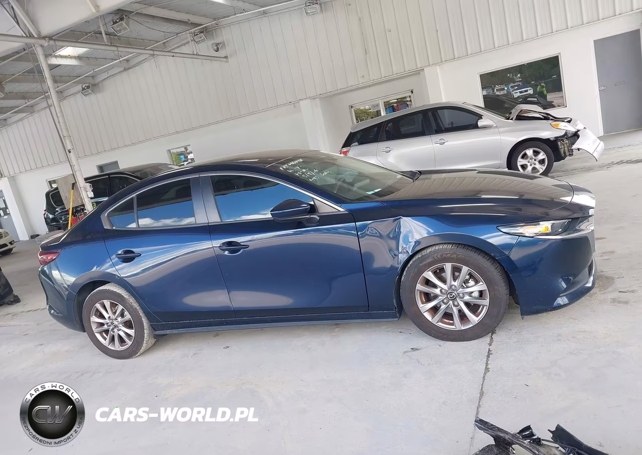 2021 Mazda Mazda3 2.5 S VIN:JM1BPAAL3M1329522 - 13