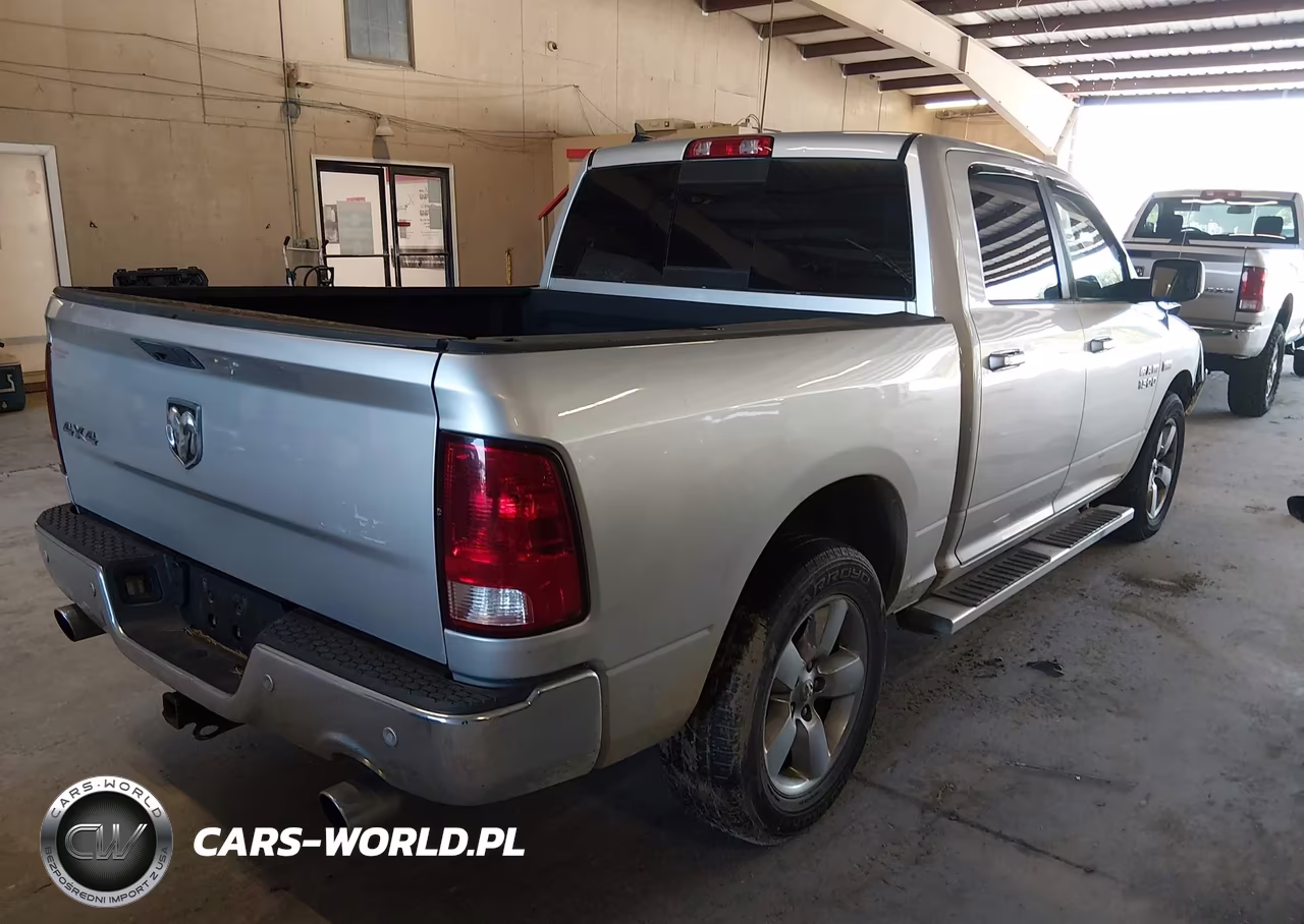 2015 Ram 1500 Big Horn VIN:1C6RR7LT3FS642454 - 4