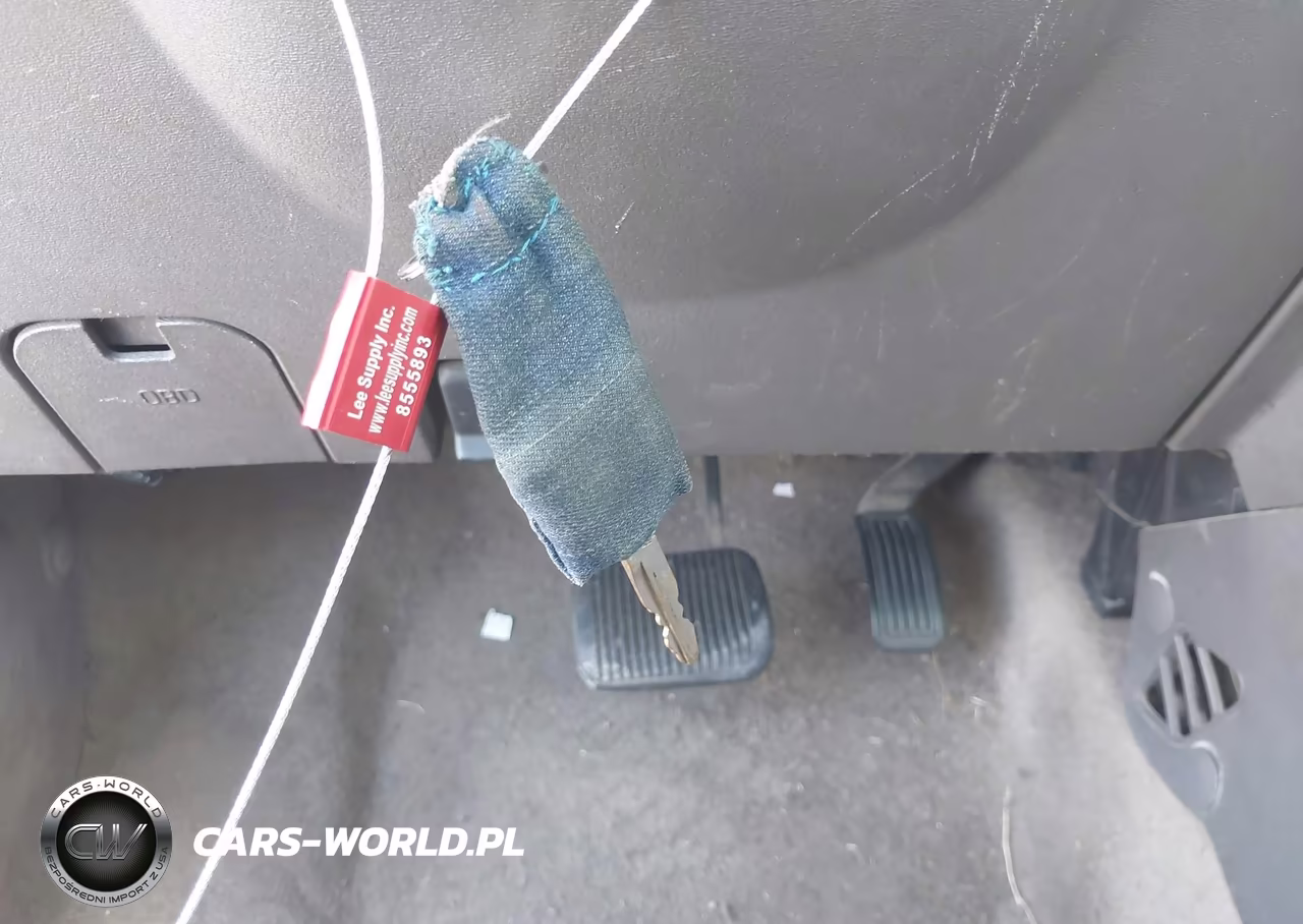 2010 Ford Focus S VIN:1FAHP3EN5AW290499 - 11