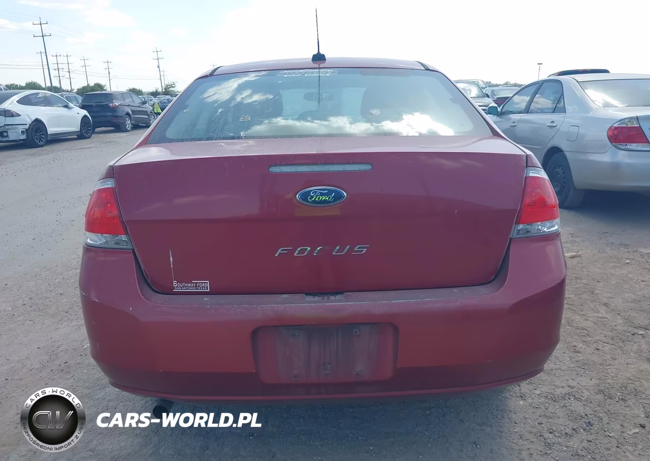 2010 Ford Focus S VIN:1FAHP3EN5AW290499 - 16