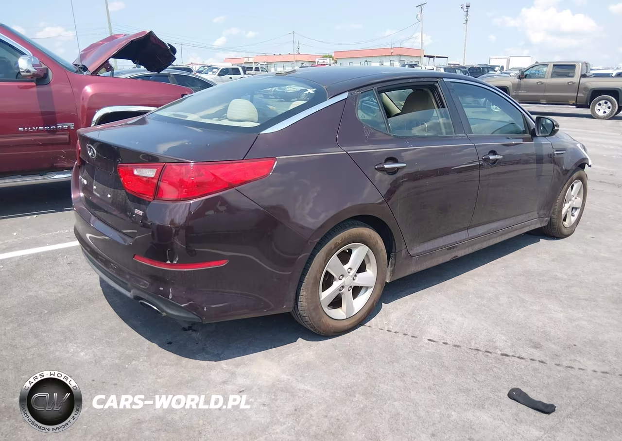 2015 Kia Optima Lx VIN:5XXGM4A72FG472519 - 4