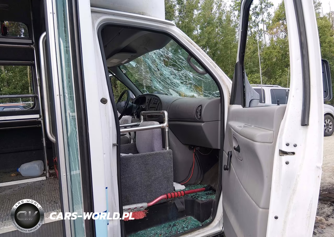 2001 Ford E-450 Cutaway Standard VIN:1FDXE45S61HA87273 - 7