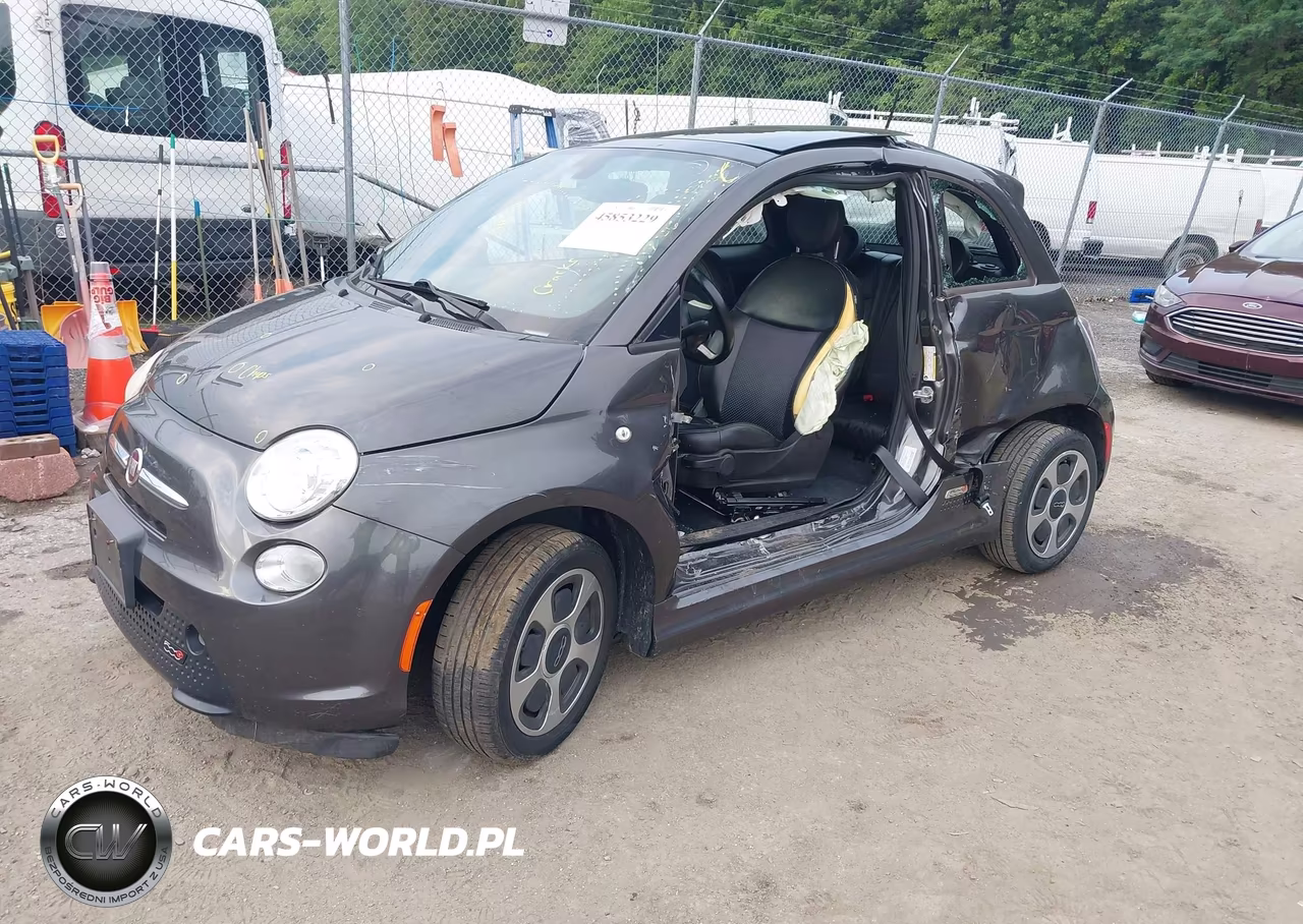 2016 Fiat 500E Battery Electric VIN:3C3CFFGE2GT143033 - 2