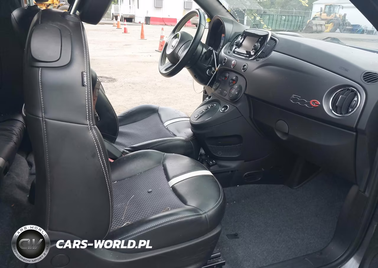 2016 Fiat 500E Battery Electric VIN:3C3CFFGE2GT143033 - 5