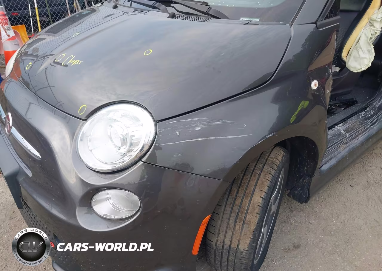 2016 Fiat 500E Battery Electric VIN:3C3CFFGE2GT143033 - 6