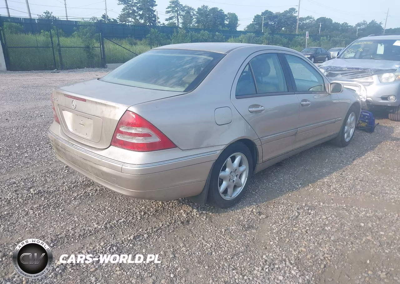 2002 Mercedes-Benz C 240 VIN:WDBRF61JX2F163589 - 4