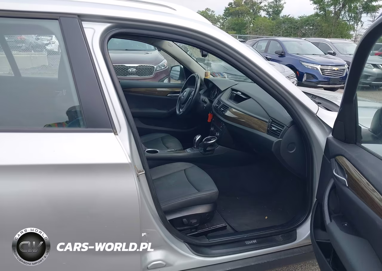 2014 BMW X1 xDrive28I VIN:WBAVL1C58EVR93314 - 5