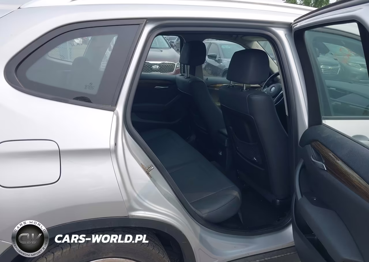 2014 BMW X1 xDrive28I VIN:WBAVL1C58EVR93314 - 8