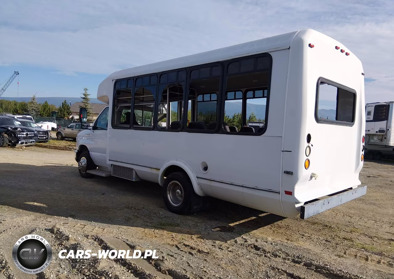 2015 Ford E-450 Cutaway VIN:1FDFE4FS9FDA02919 - 3