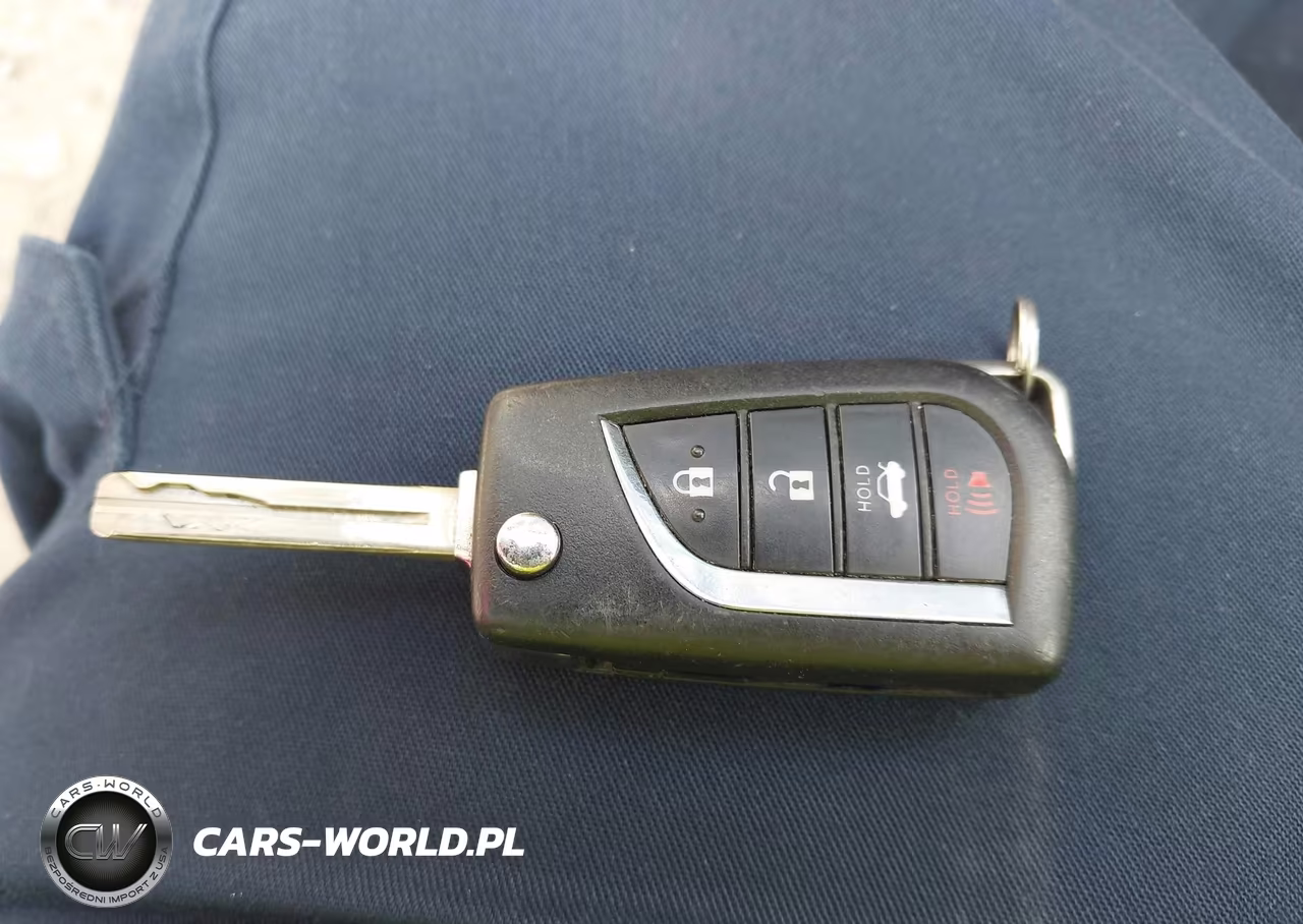 2020 Toyota Camry Se VIN:4T1G11AK0LU504218 - 11