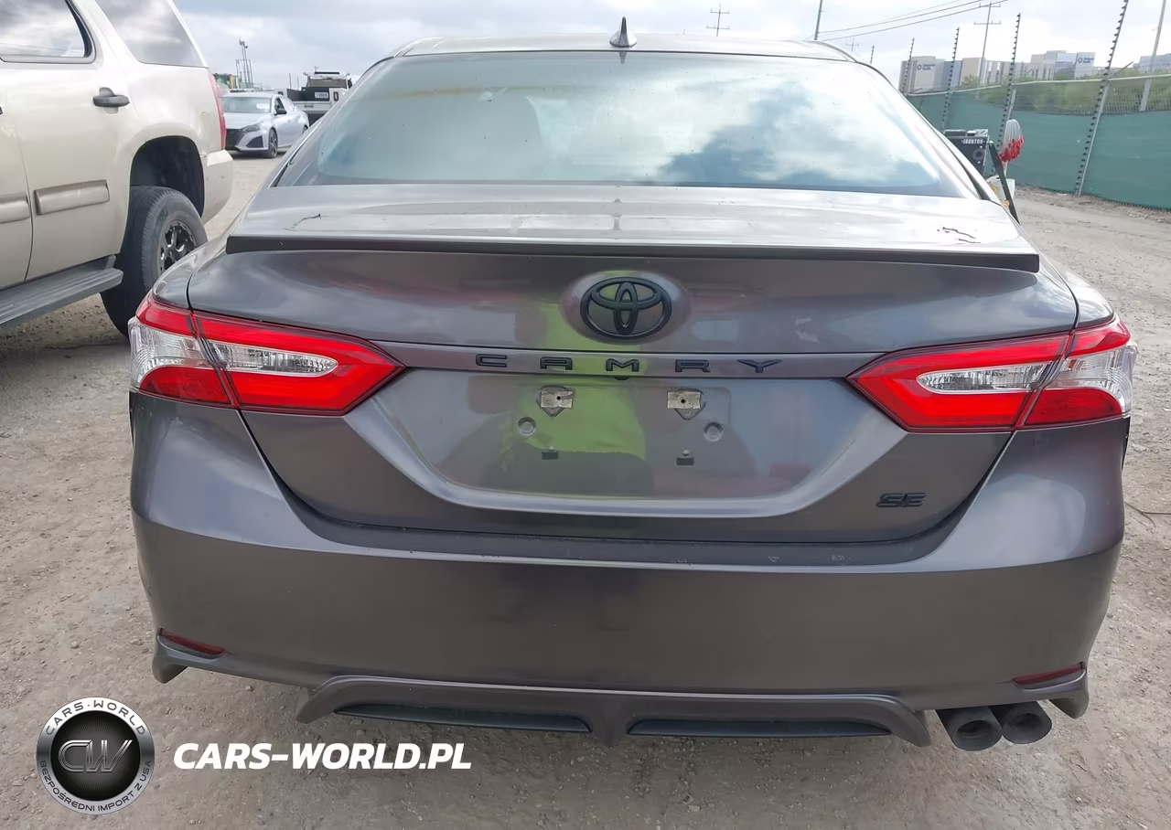 2020 Toyota Camry Se VIN:4T1G11AK0LU504218 - 16