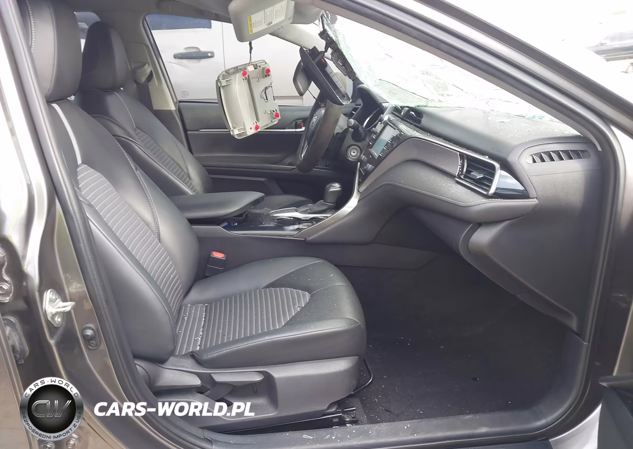 2020 Toyota Camry Se VIN:4T1G11AK0LU504218 - 5