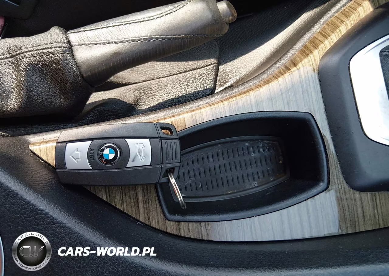 2013 BMW X1 Sdrive28I VIN:WBAVM1C59DVW43993 - 11