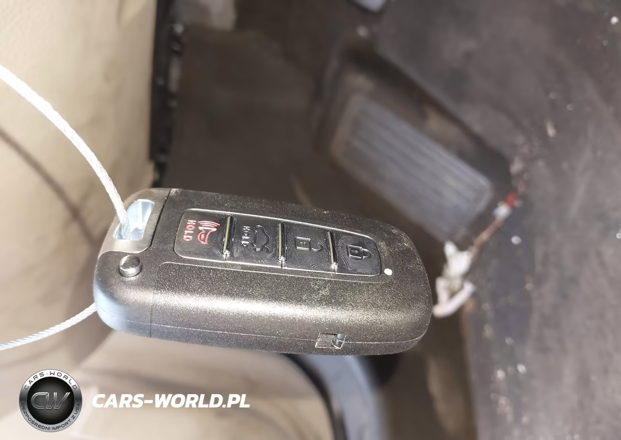 2012 Hyundai Genesis 4.6 VIN:KMHGC4DF7CU194546 - 11