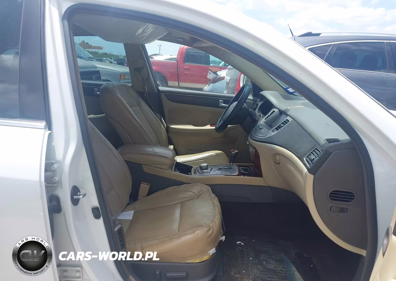 2012 Hyundai Genesis 4.6 VIN:KMHGC4DF7CU194546 - 5