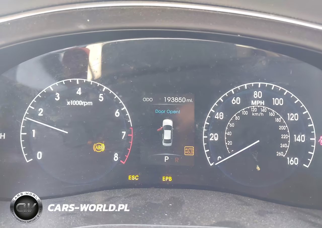 2012 Hyundai Genesis 4.6 VIN:KMHGC4DF7CU194546 - 7