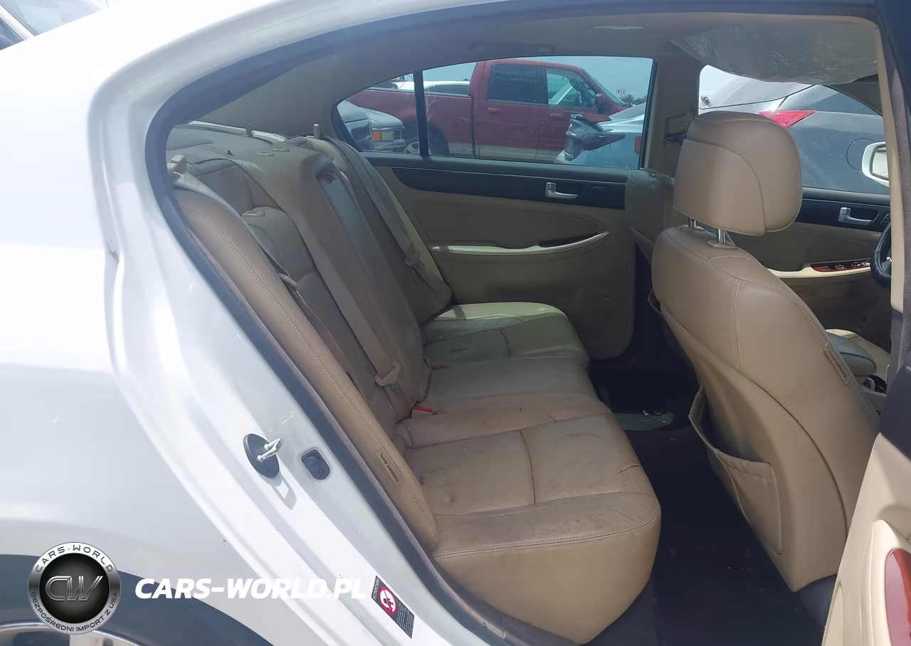 2012 Hyundai Genesis 4.6 VIN:KMHGC4DF7CU194546 - 8