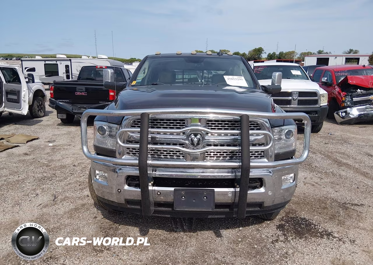2018 Ram 3500 Laramie 4X4 8' Box VIN:3C63RRJL5JG271611 - 12