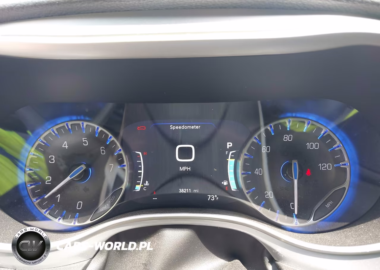 2023 Chrysler Pacifica Touring L VIN:2C4RC1BG2PR616880 - 7