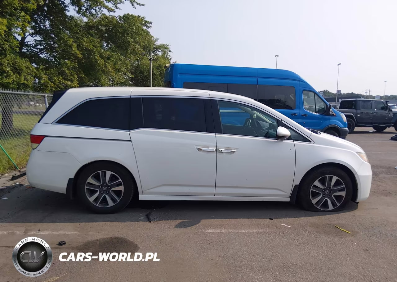 2016 Honda Odyssey Touring-Touring Elite VIN:5FNRL5H93GB045735 - 13