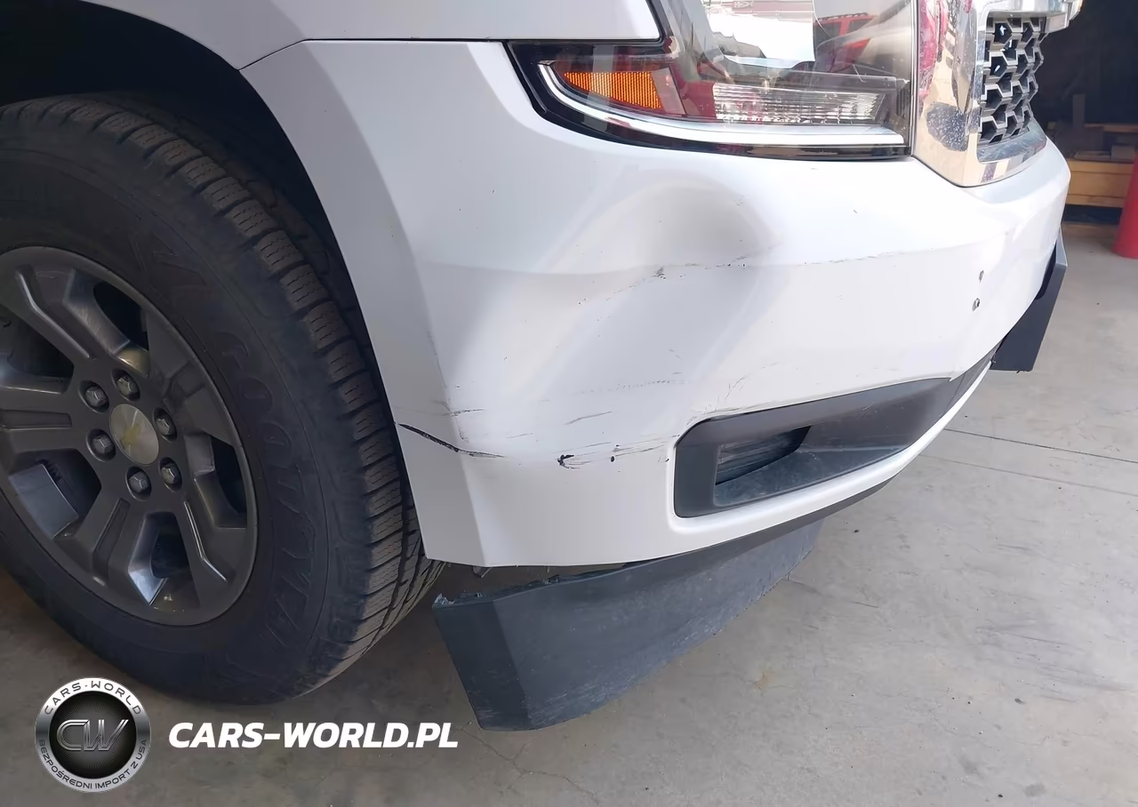 2018 Chevrolet Tahoe Ls VIN:1GNSKAEC5JR310709 - 12