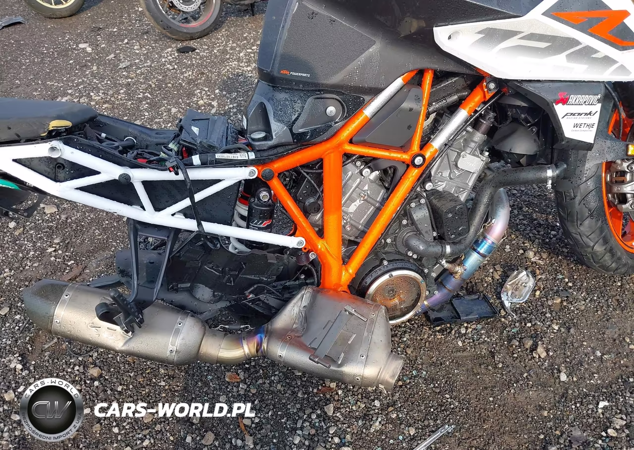 2018 Ktm 1290 Super Duke R VIN:VBKV39408JM986673 - 16