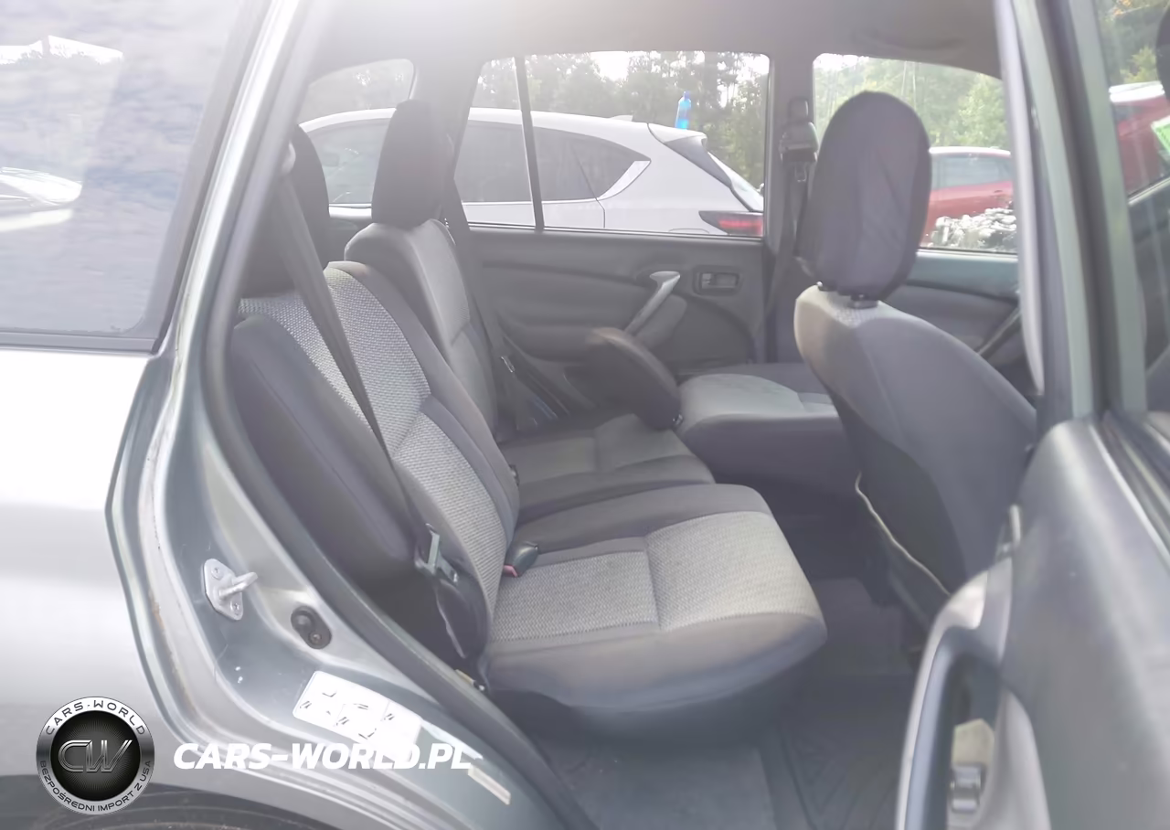 2004 Toyota Rav4 VIN:JTEHD20V140023190 - 8