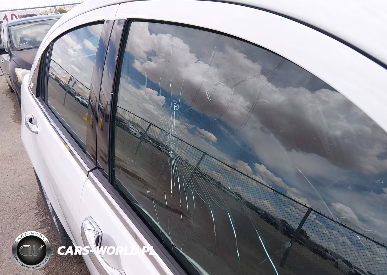 2014 Chrysler 200 Limited VIN:1C3CCBCG2EN134404 - 6