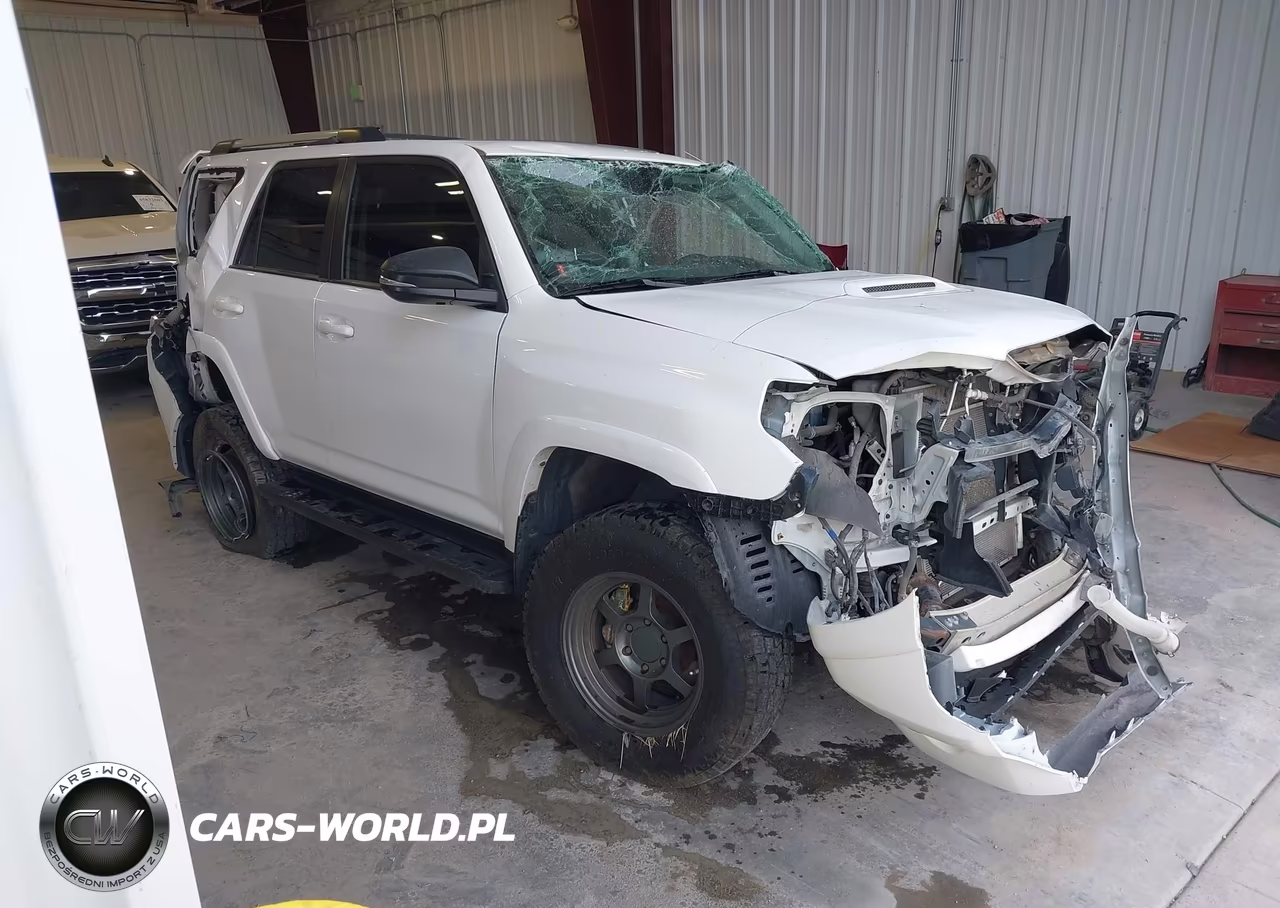 2015 Toyota 4Runner Sr5 V6 – zdjęcie 1 z 17