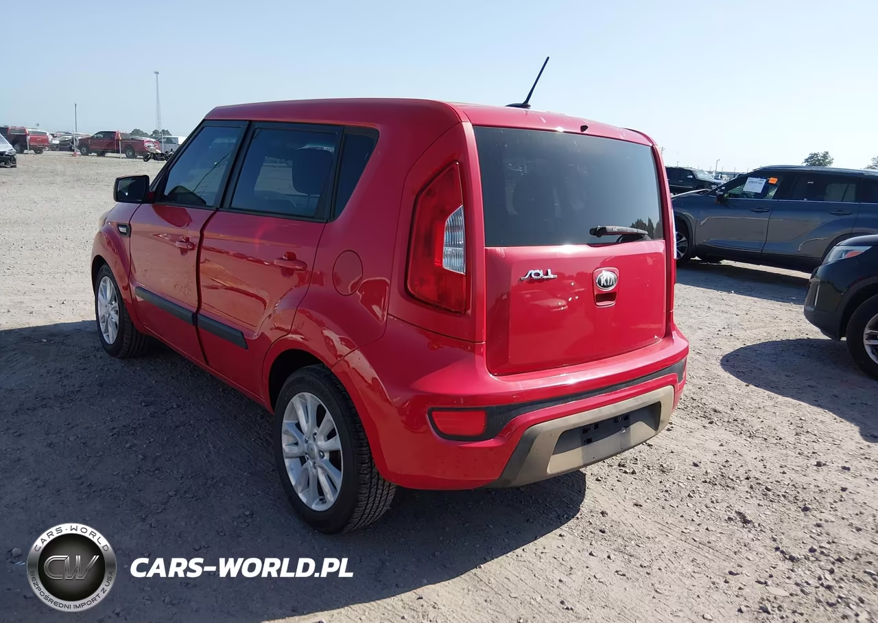 2013 Kia Soul VIN:KNDJT2A57D7556255 - 3