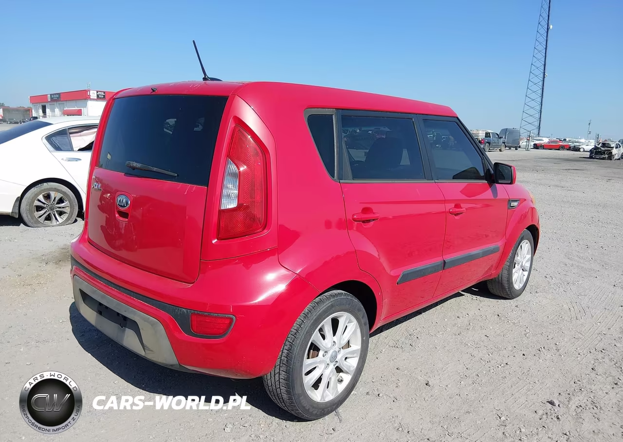 2013 Kia Soul VIN:KNDJT2A57D7556255 - 4