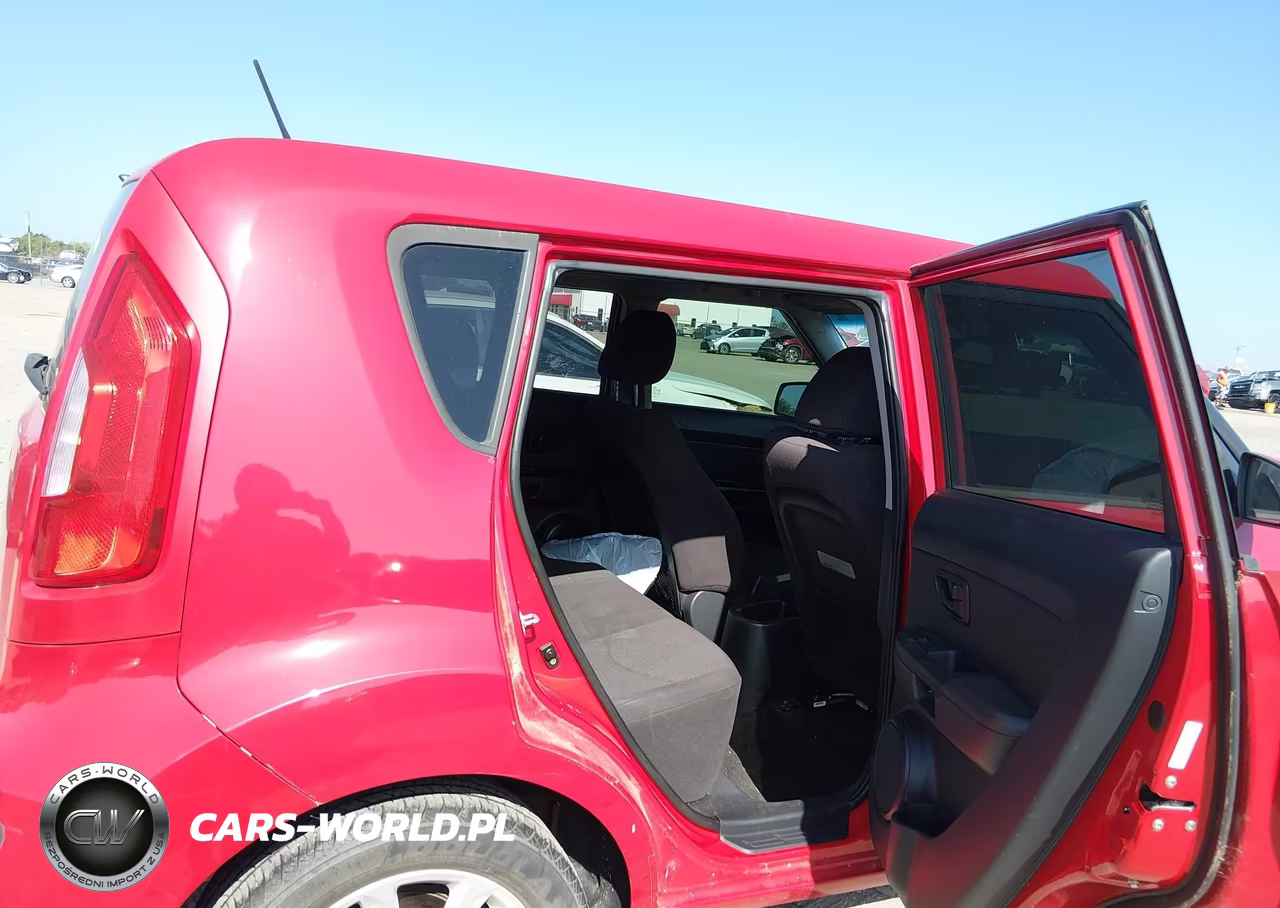 2013 Kia Soul VIN:KNDJT2A57D7556255 - 8