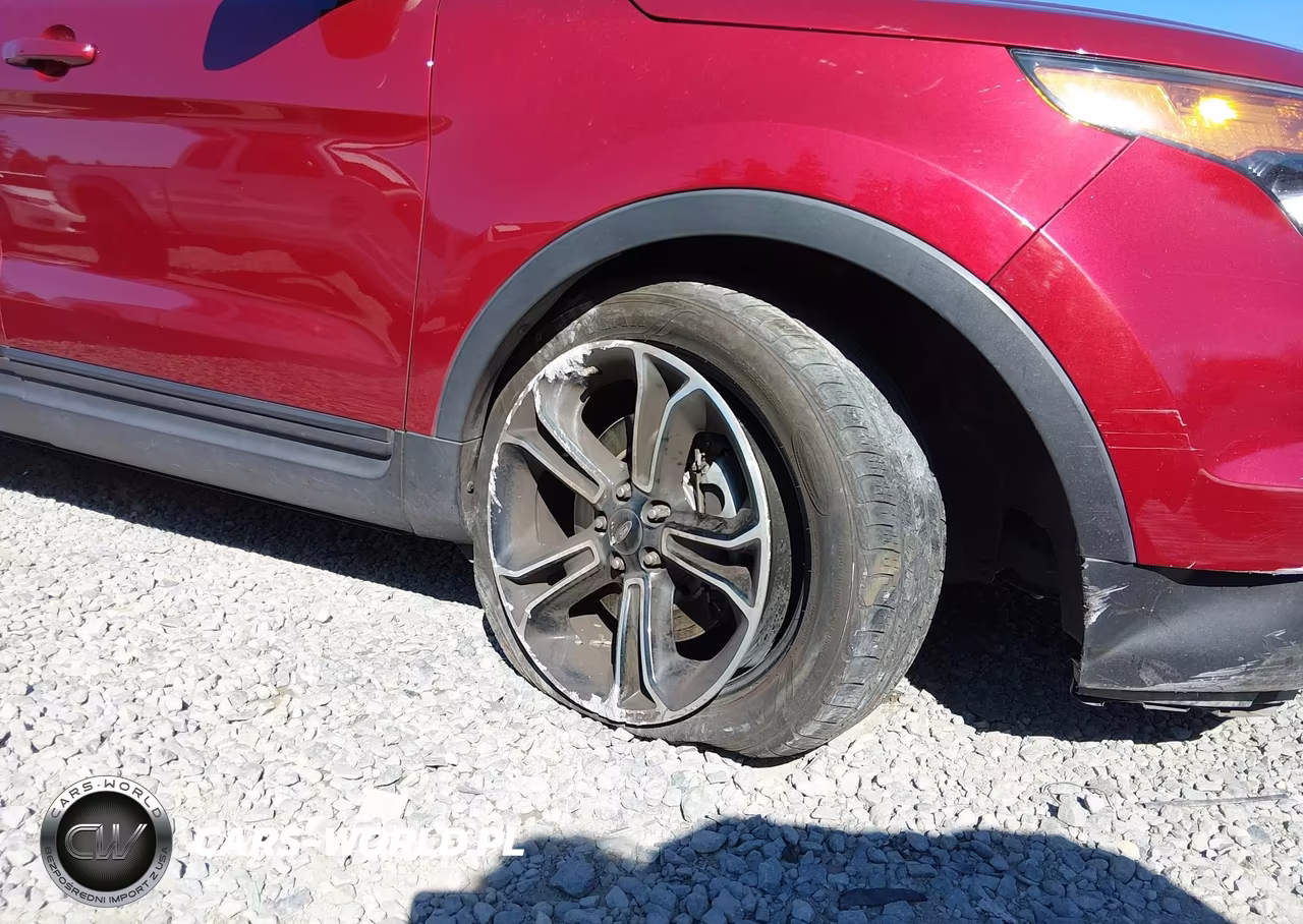 2015 Ford Explorer Sport VIN:1FM5K8GT4FGA16597 - 20