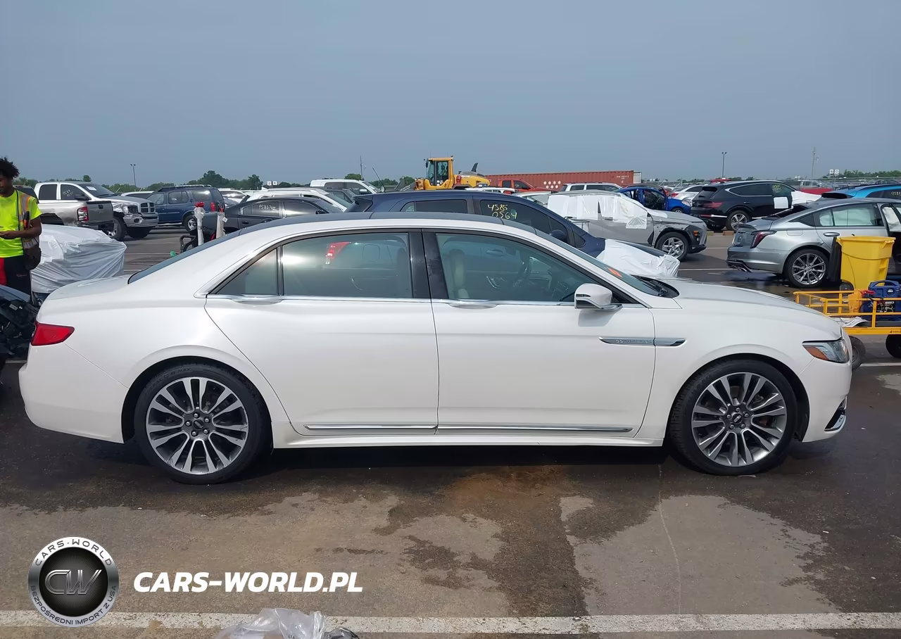 2017 Lincoln Continental Reserve VIN:1LN6L9NCXH5606716 - 13