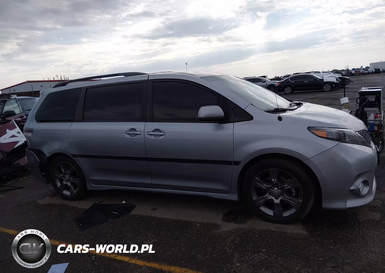 2011 Toyota Sienna Se VIN:5TDXK3DC3BS105792 - 13