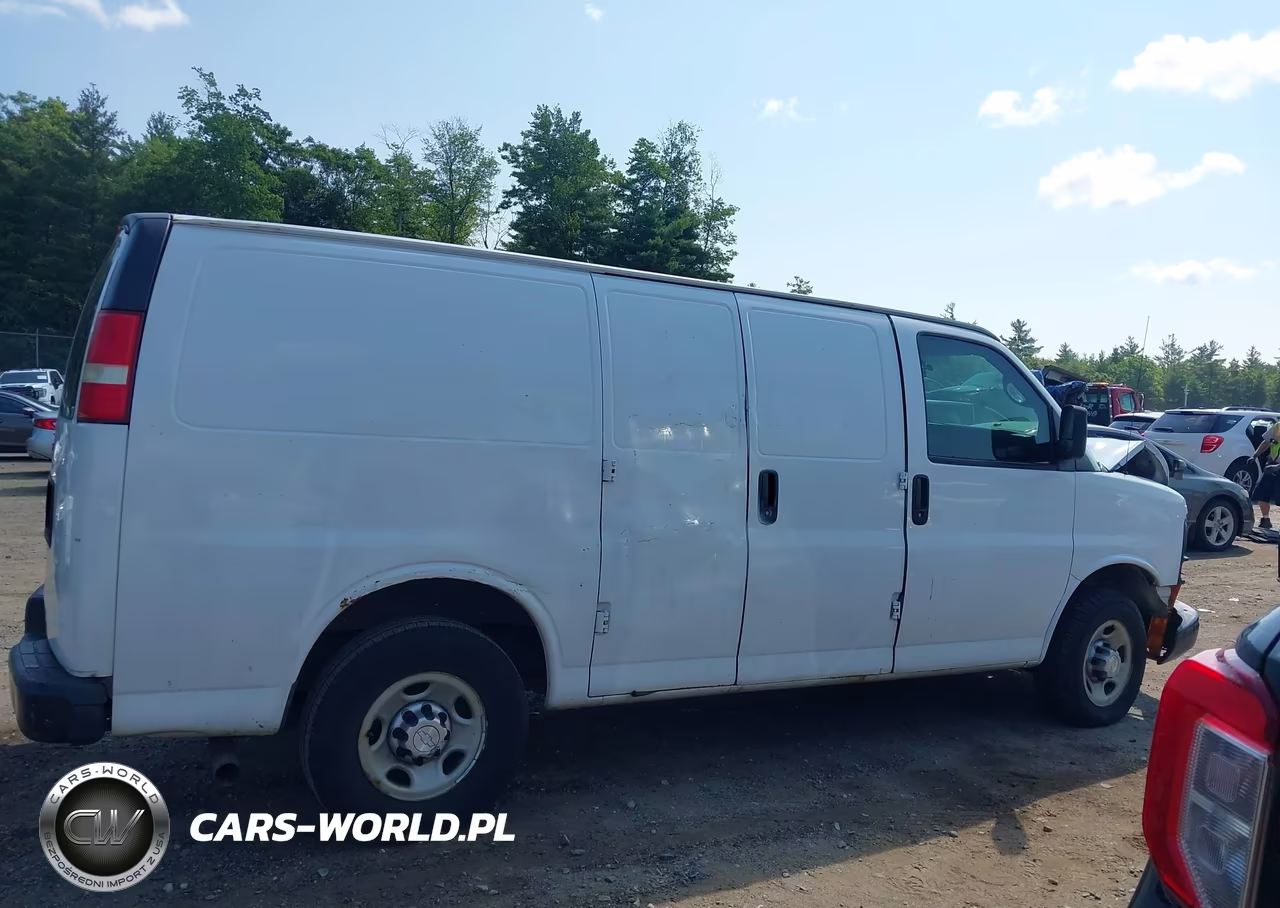 2014 Chevrolet Express 2500 Work Van VIN:1GCWGFFA3E1182156 - 13