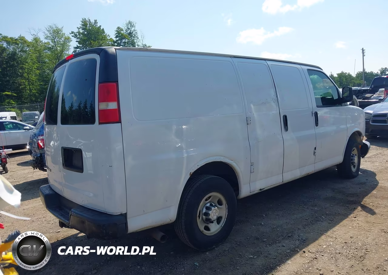 2014 Chevrolet Express 2500 Work Van VIN:1GCWGFFA3E1182156 - 4