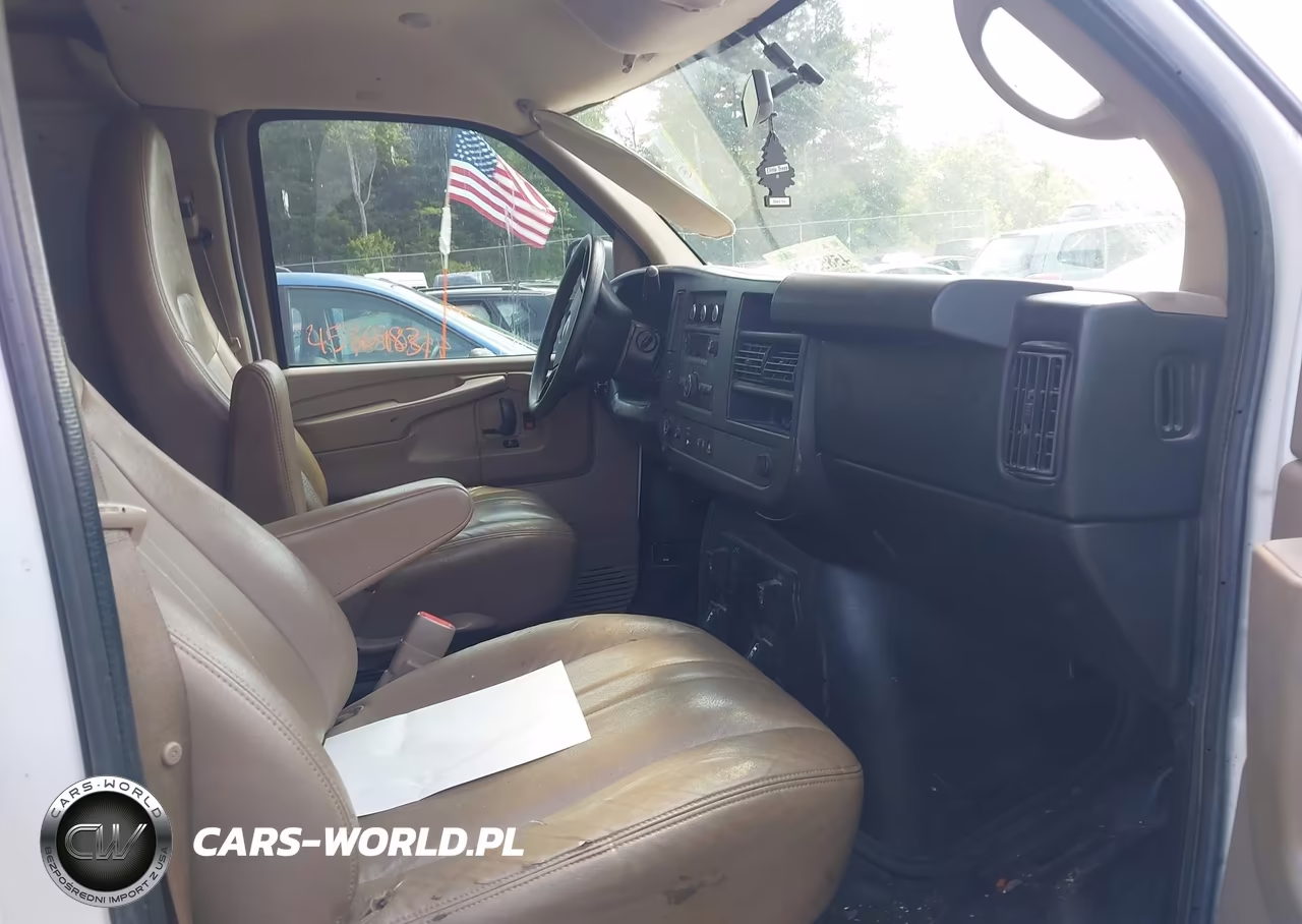 2014 Chevrolet Express 2500 Work Van VIN:1GCWGFFA3E1182156 - 5