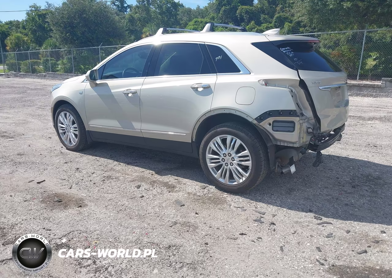 2017 Cadillac Xt5 Premium Luxury VIN:1GYKNCRS4HZ162697 - 3