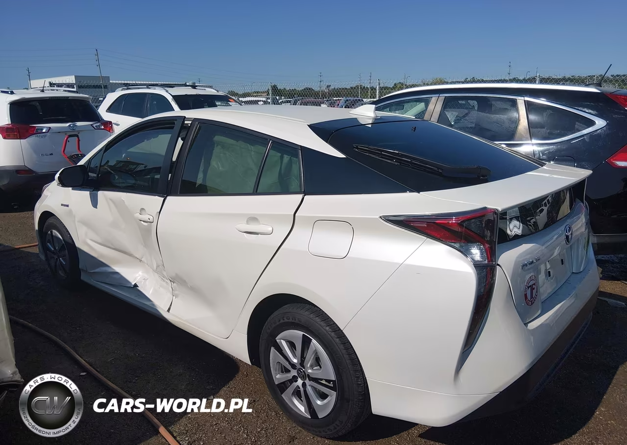 2016 Toyota Prius Four VIN:JTDKARFU2G3513165 - 14