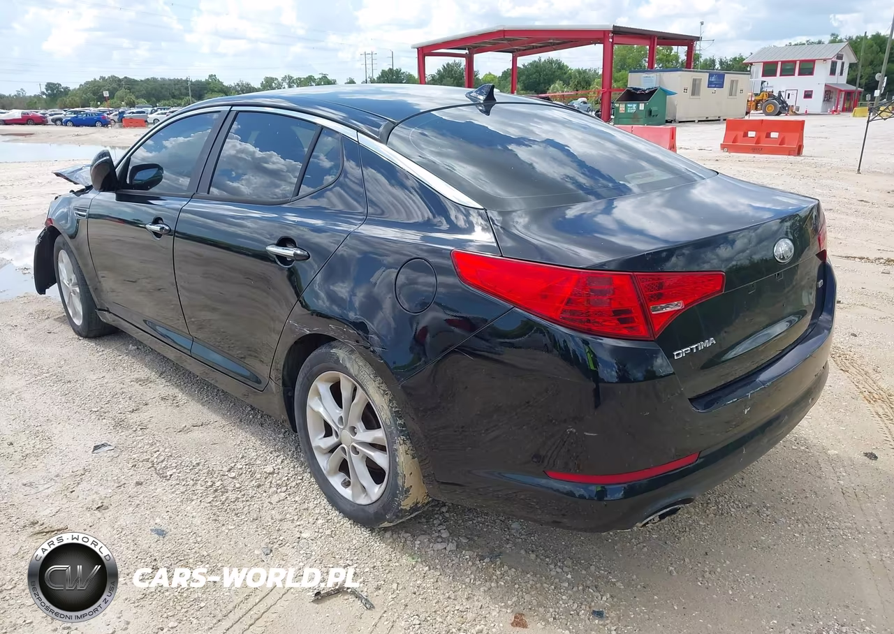 2013 Kia Optima Lx VIN:5XXGM4A76DG231107 - 3