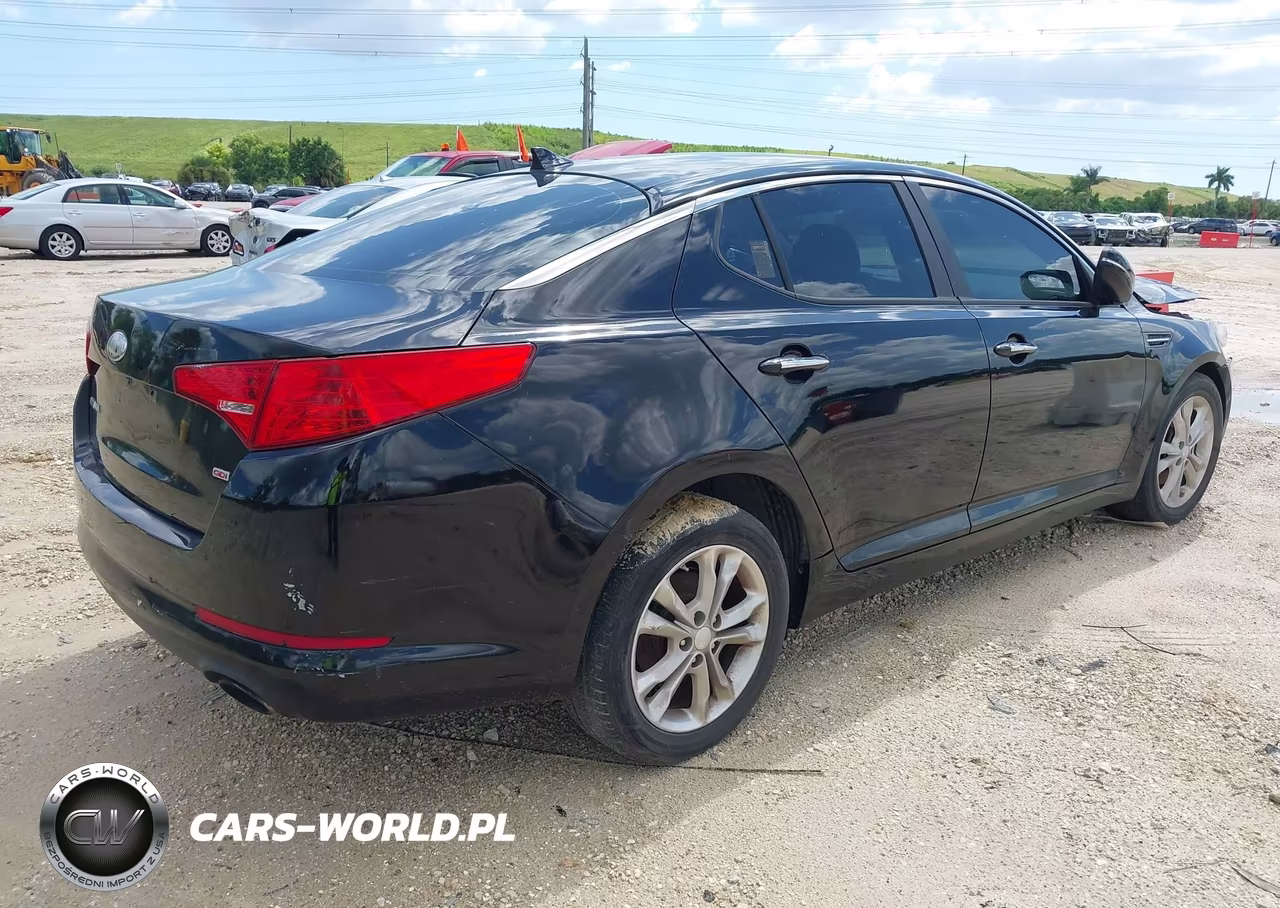 2013 Kia Optima Lx VIN:5XXGM4A76DG231107 - 4