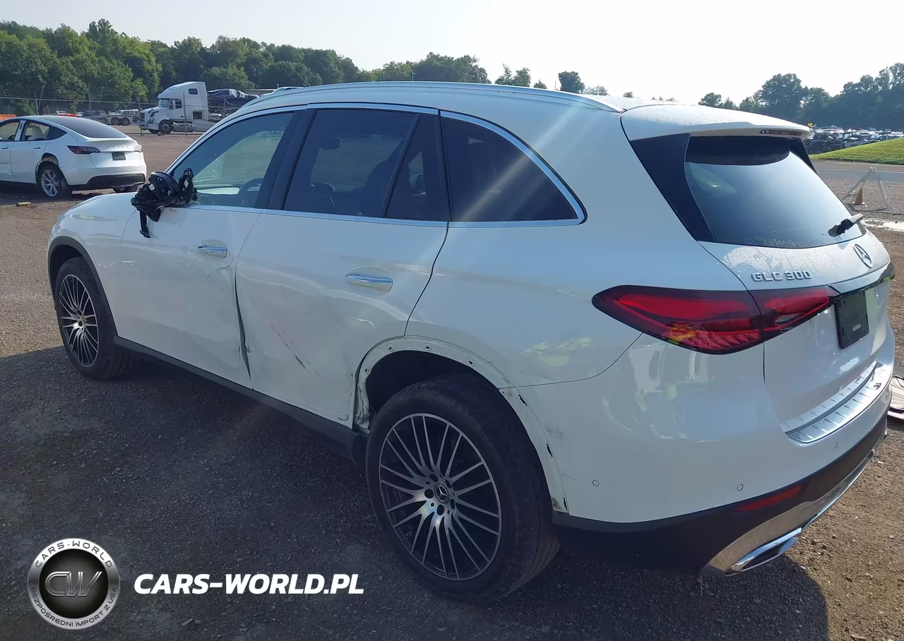2024 Mercedes-Benz Glc 300 4Matic Suv VIN:W1NKM4HB1RF211527 - 3